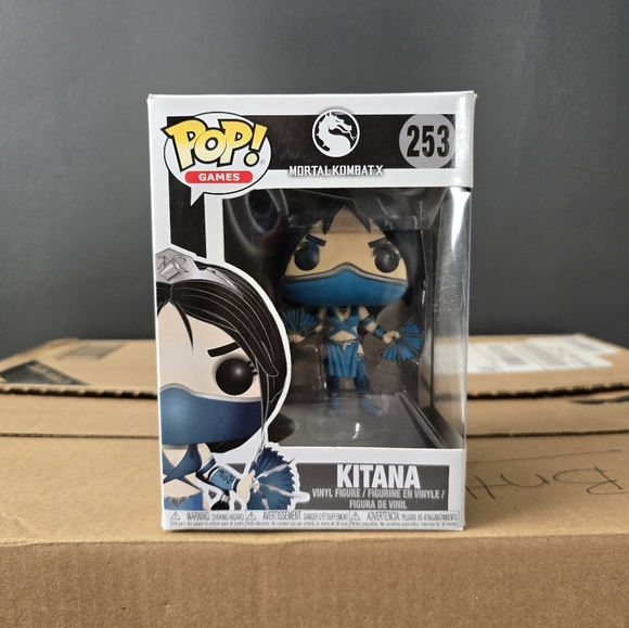 Kitana funko pop - Picture 1 of 3